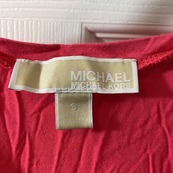 Coral blouse - Picture 2 of 4